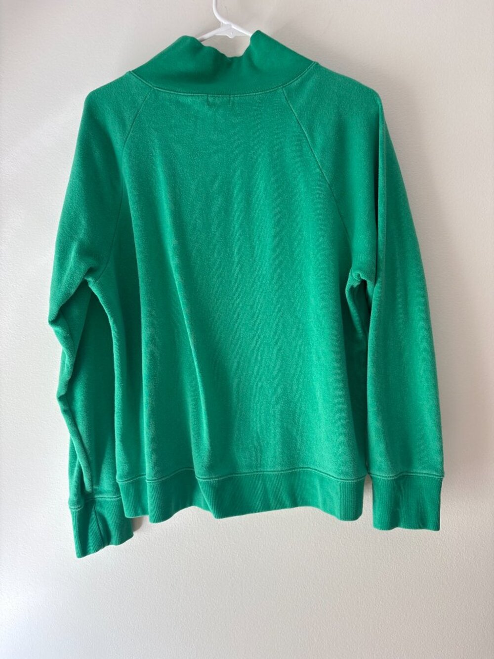 J.Crew Kelly Green Mock Neck Sweatshirt 🍏 Side Button Asymmetric Pullover L - Picture 4 of 5